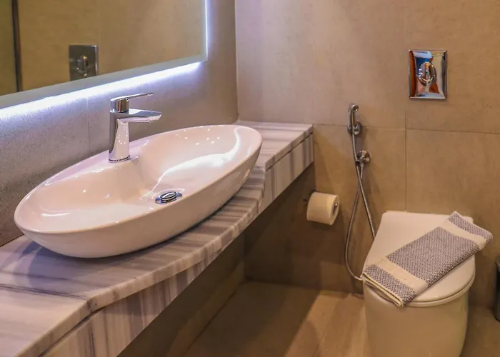 Sergios 4* Κουκουναριές