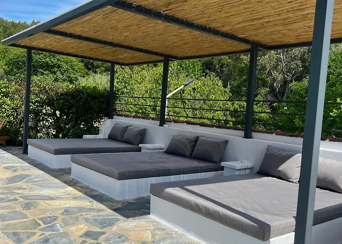 Sergios Κουκουναριές