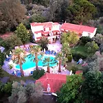 Sergios Aparthotel