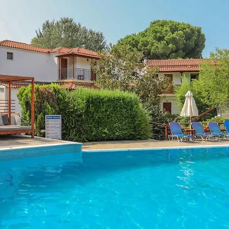 Sergios Aparthotel Koukounaries