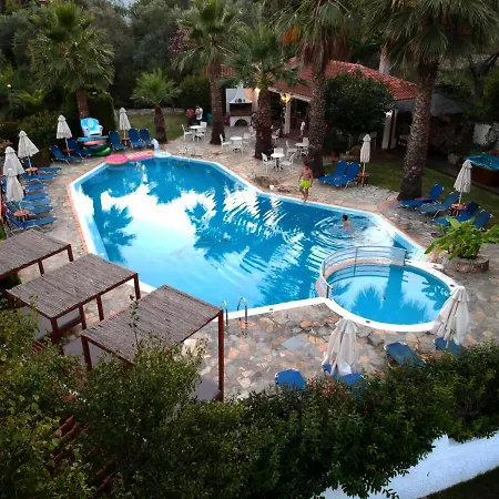Aparthotel Sergios Koukounaries