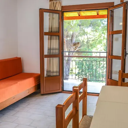 Sergios Aparthotel *