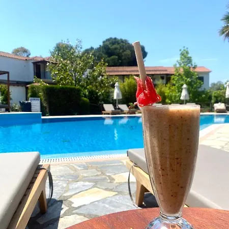 Sergios Apartahotel Koukounaries
