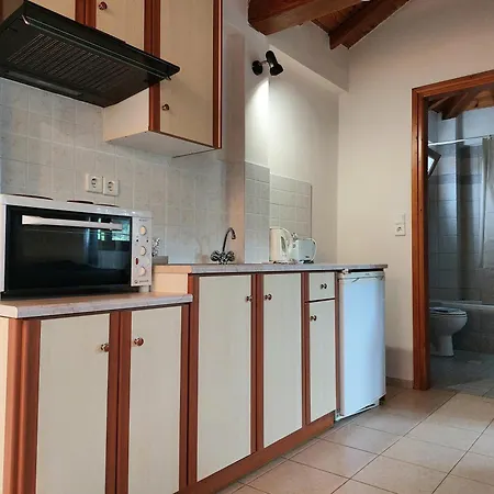 Aparthotel Sergios