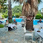 Sergios شقة فندقية
