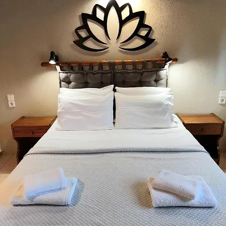 Aparthotel Sergios 4*