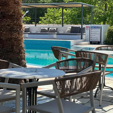 Apartahotel Sergios 4*