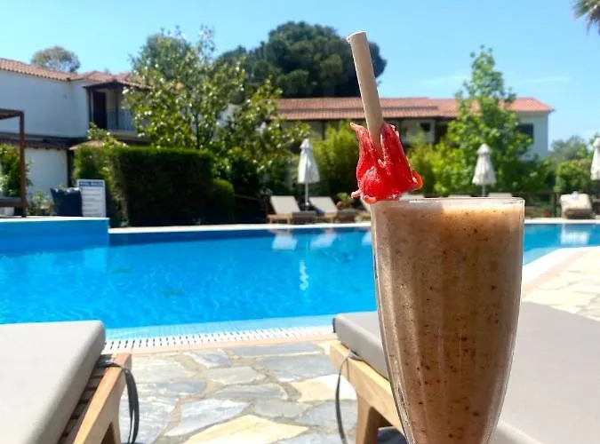 Sergios Aparthotel Koukounaries