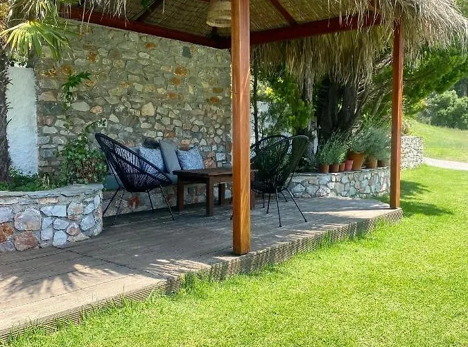 Aparthotel Sergios Koukounaries